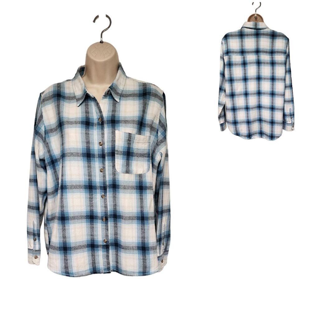 Universal Thread Blue Plaid Long-Sleeve Button Up Shirt